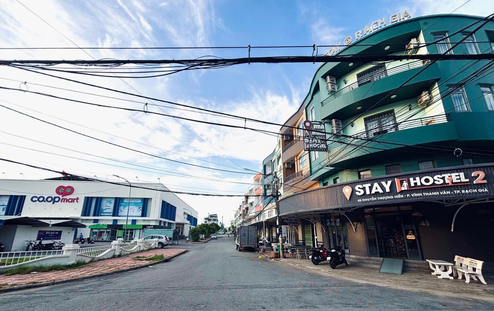 Stay Hostel 2 - 350M From The Ferry Rạch Giá Buitenkant foto